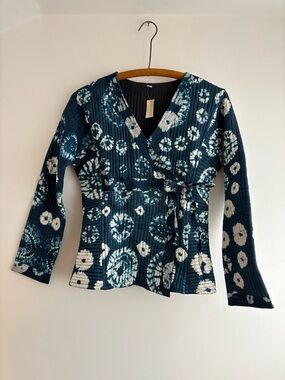 Deadstock silk quilted shibori jacket, indigo dyed - sz S